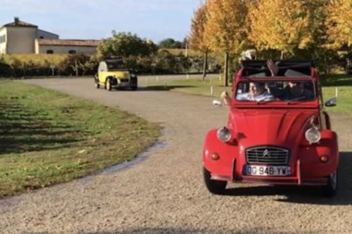 Medoc Region Private 2CV Tour with Wine Tasting from Bordeaux image