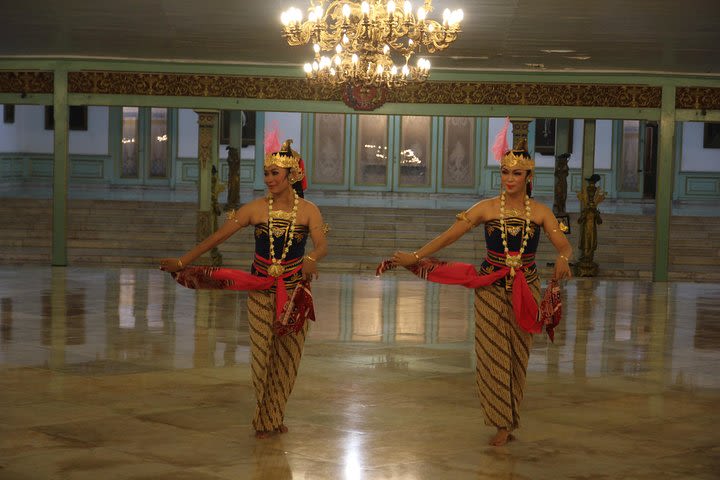 Javanese Dance Lesson image