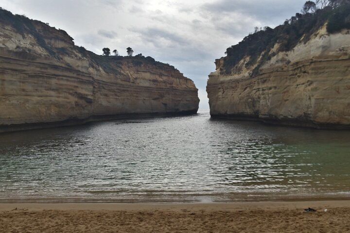 Express Twelve Apostles Day Trip from Melbourne image