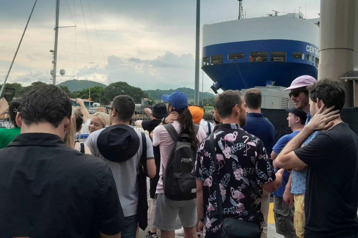 Casco Antiguo walking tour and the Panama canal image