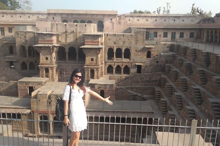 Jaipur Sightseeing Tour Including Chand Baori Stepwell image