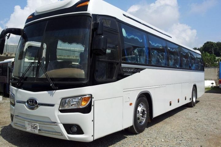 Cuenca Hotel to Airport Shared Transfer image