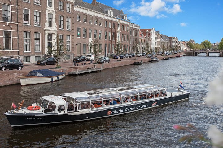 Haarlem: 50 minutes Boat Cruise image