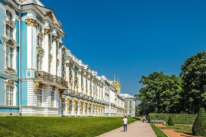 Tour to the Grand Palace of Peterhof and Catherine's Palace image