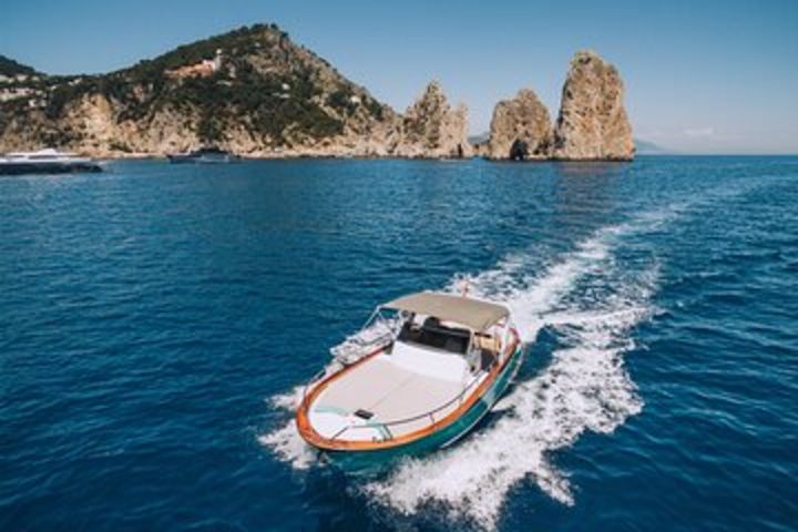 Capri Private Boat Tour from Sorrento, Positano or Naples - Gozzo Jeranto 900  image