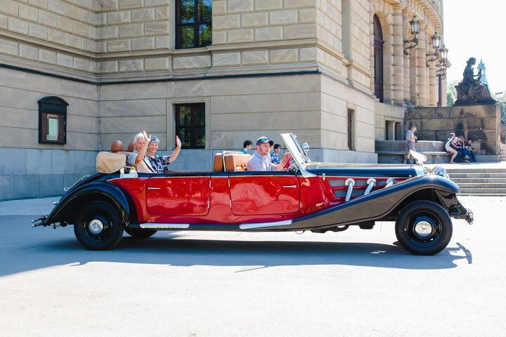 1 hour Prague Sightseeing tour using Vintage Car for 1- 6 persons image