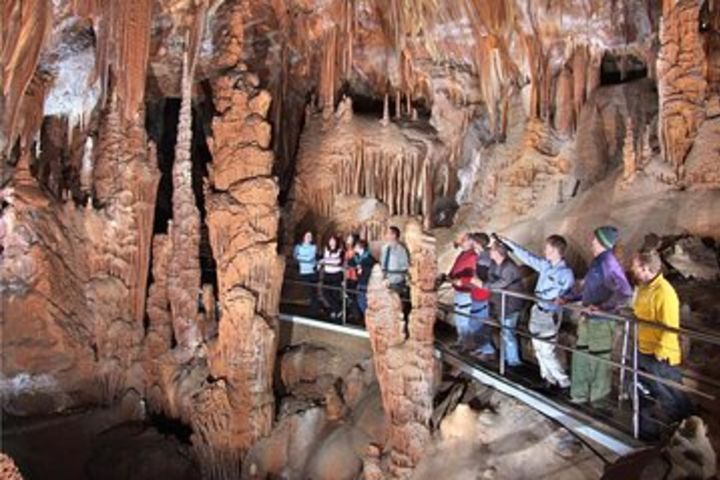 Private Tour: Jenolan Caves & Blue Mountains in a day image