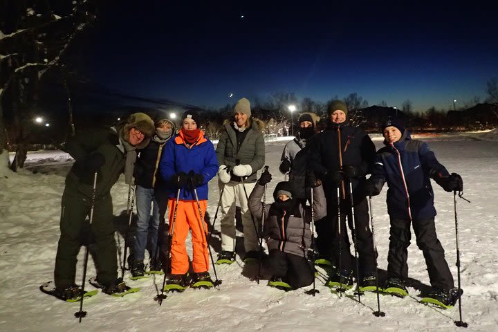 Snowshoe trip with a campfire in Tromso image