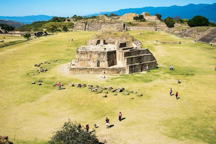 Half-Day Oaxaca Monte Alban Walking Tour with Guide and Pickup image