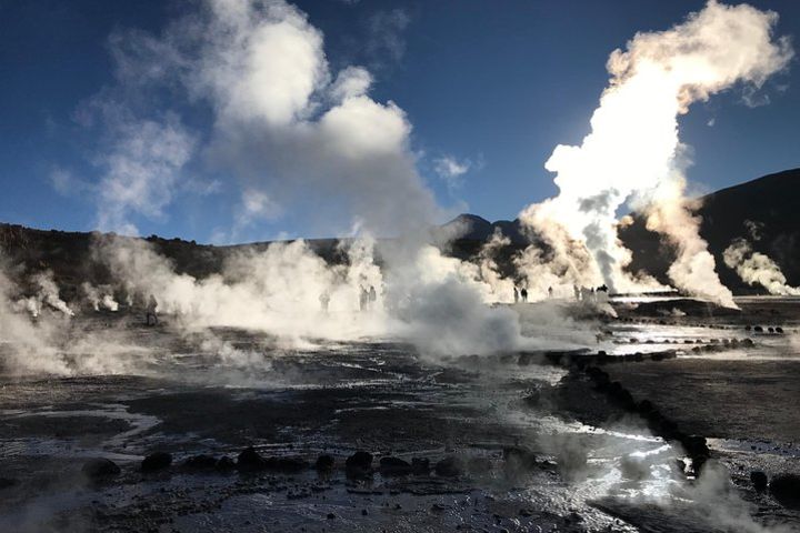 4-Day Best of Atacama: Moon Valley, Tatio Geysers and Altiplanic Lagoons image