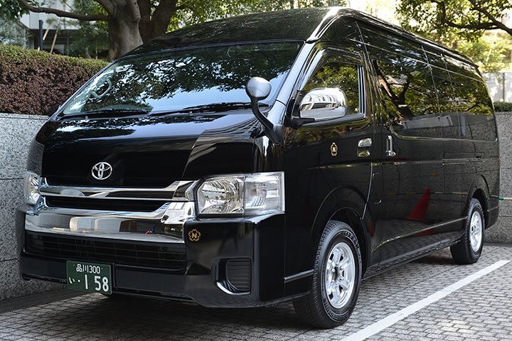 Private Naha Airport Transfers (OKA) for Okinawa (10-Seater) image