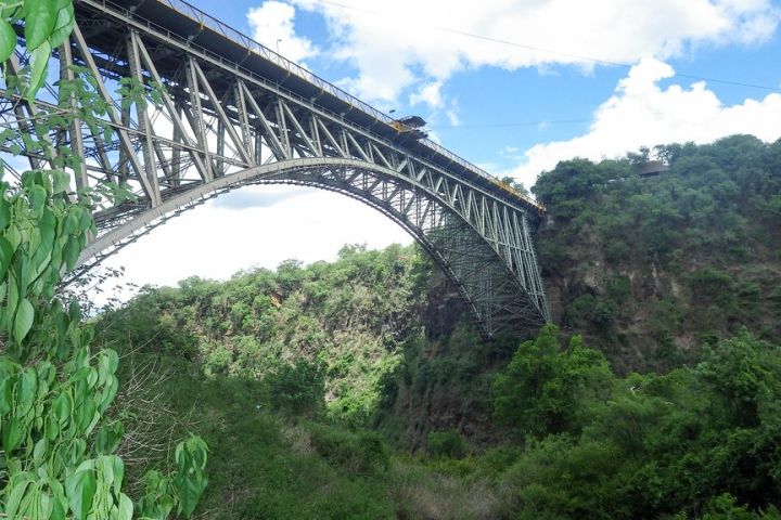 Abseiling at Victoria Falls image