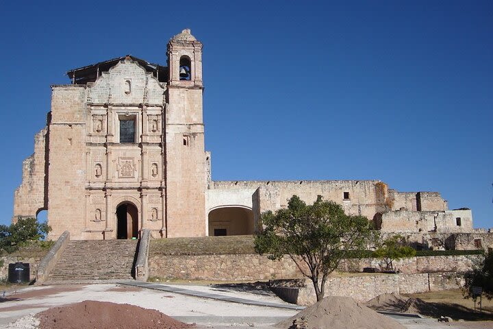 Yanhuitlan and the Dominican Route from Oaxaca image