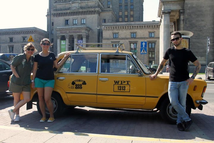 Private Tour: Warsaw City Sightseeing by Retro Fiat image