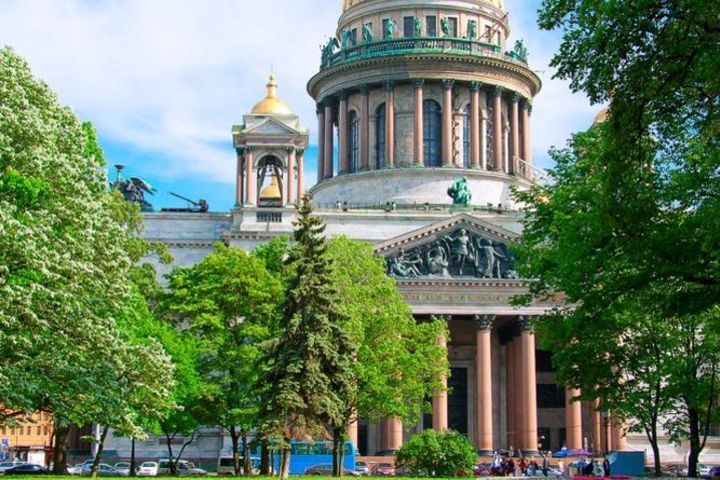 St Petersburg Shore Excursion: Sightseeing Tour Including Peter and Paul Fortress, Hermitage Museum and Cruise image