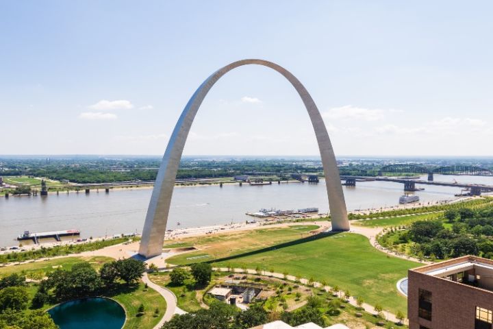 Best of St. Louis + Heli image