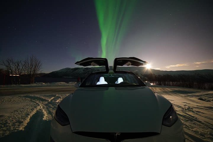 Northern lights - TeslaX Ecofriendly Car image