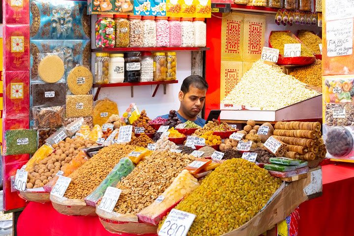 Udaipur Market - A Guided Tour image