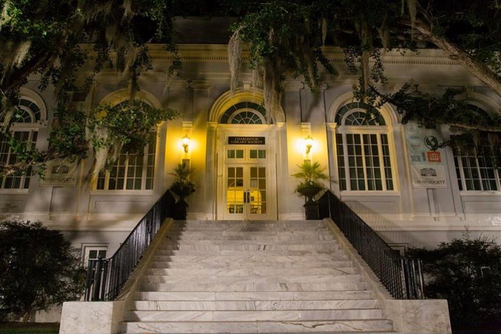 Ghosts of Charleston Night-Time Walking Tour with Unitarian Church Graveyard image