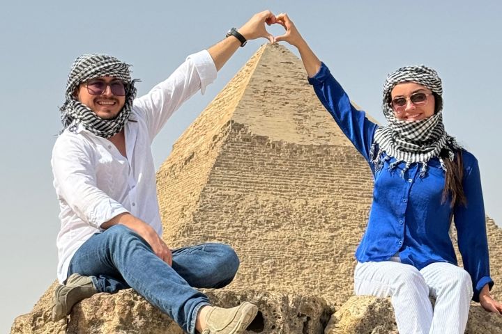 Pyramids of Giza Guided Tour image