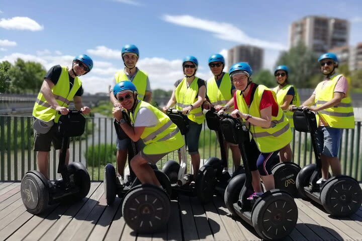 Segway tour in the green area: Madrid Río image