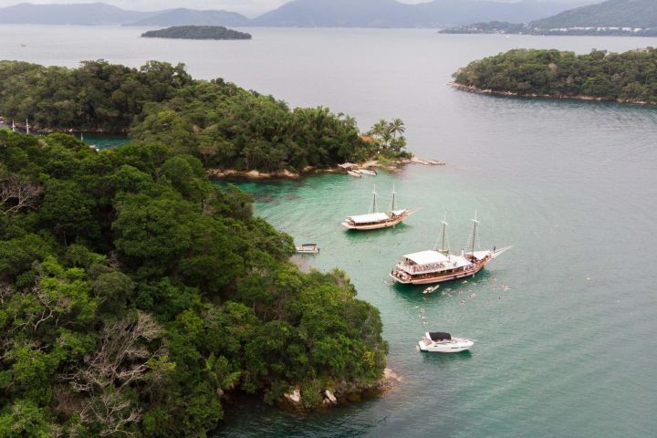 Angra dos Reis Beach Boat Tour image