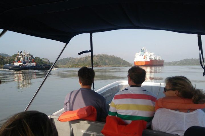 Monkey Island and Panama Canal Eco Tour with transfers image