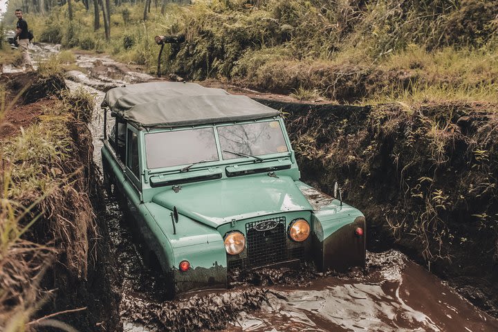 Full-Day Lembang Offroad Landrover Cross Road from Bandung image