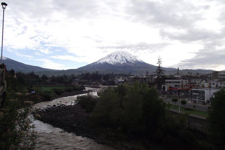 Small-Group Arequipa Countryside Tour Including La Mansion del Fundador -Mirabus image