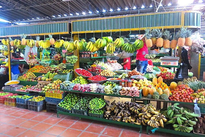 Tour Medellin Market image