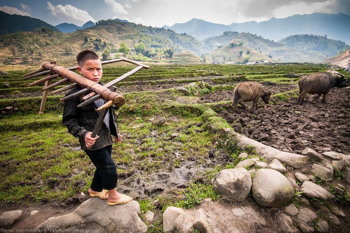 Tour to the North : 1 Day Group Tour to Ta Phin Village image