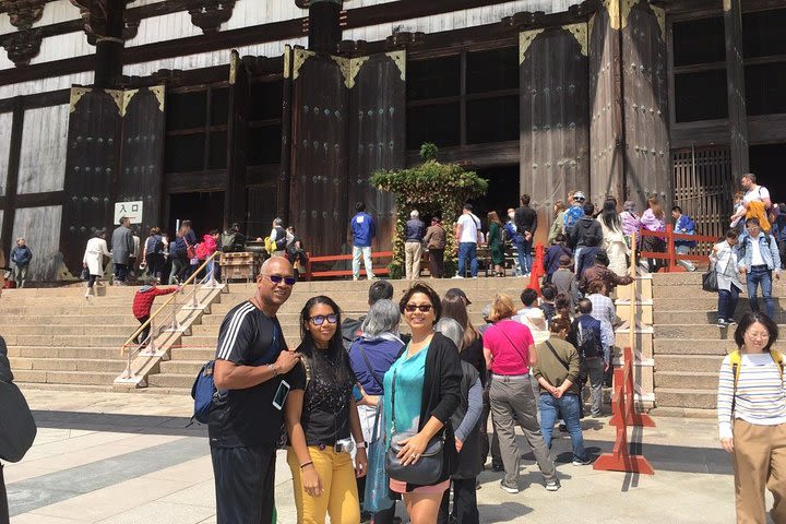 Gigantic Todai-ji Temple Early Bird Tour image