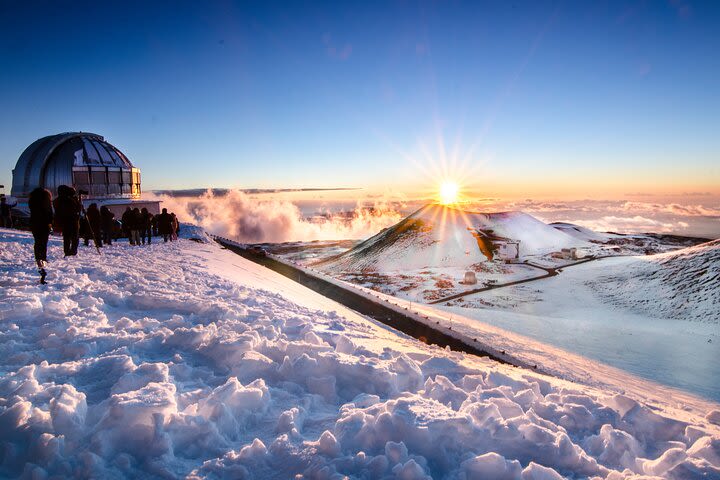 Mauna Kea Summit Sunset and Stars Free Astro Photos Hilo Kona Waikoloa Pick Up image