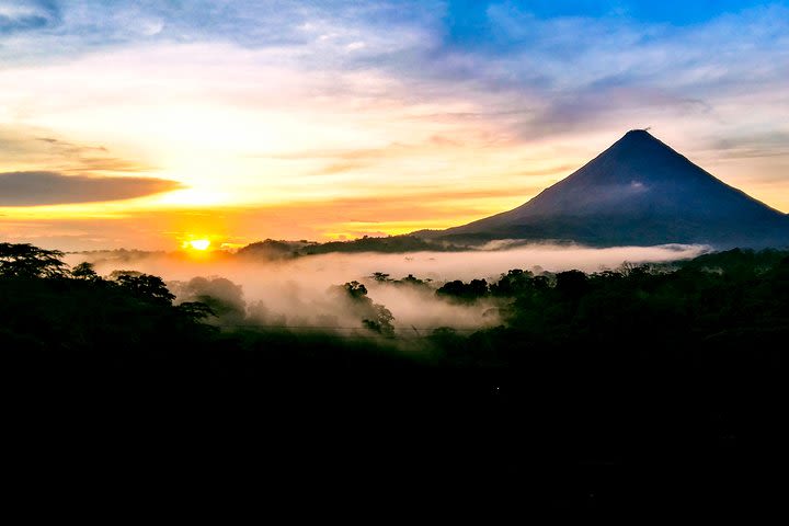 Transfer La Fortuna (Arenal) - San Jose Airport (SJO) image