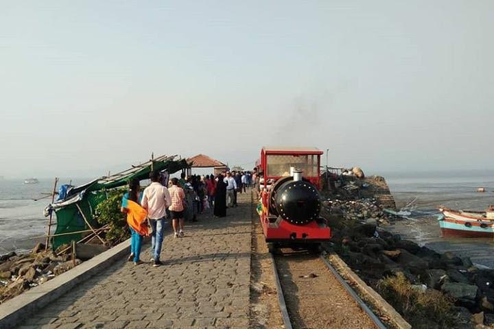 Elephanta Tours with Ferry Ride image