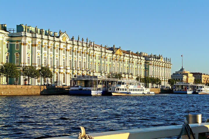 Light 2-Day Shore Excursion in St Petersburg with Canal Cruise image