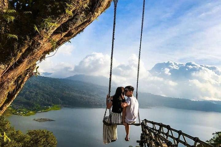 6 Days Bali Honeymoon Tour with Sunset Dinner Cruise and Airport Transfer image