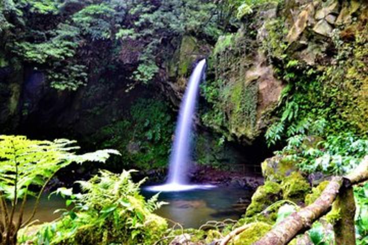 Private Félix Hike from Sao Miguel image