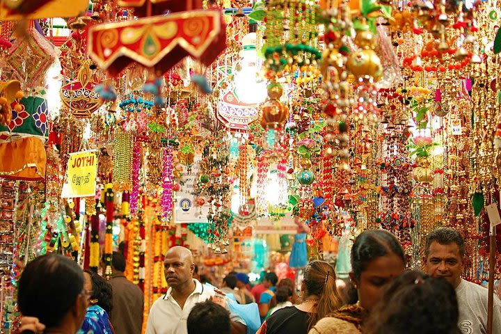 Shop till you drop! Guided Shopping Tour of the Local Markets of Delhi. image