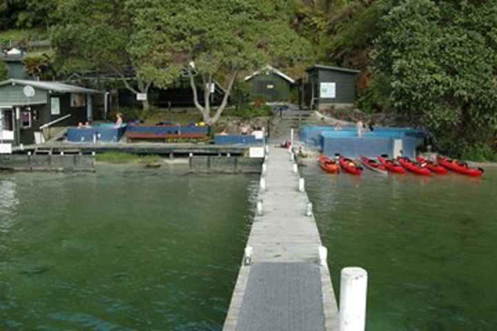 Lake Rotoiti Guided Hot Pools Kayak Trip image