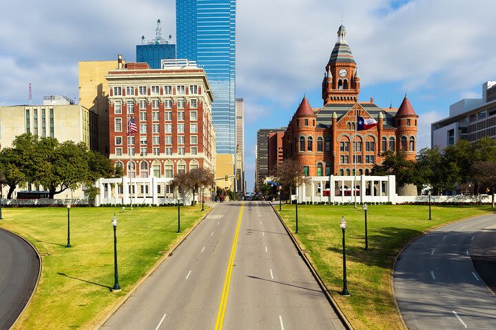 JFK Food & Culture Walking Tour image