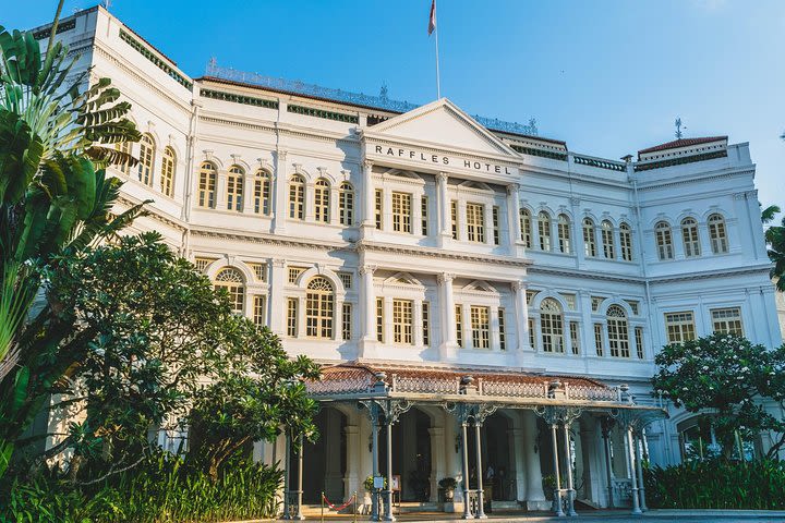 Private Tour: Colonial Singapore Tour with Afternoon Tea at Raffles  image