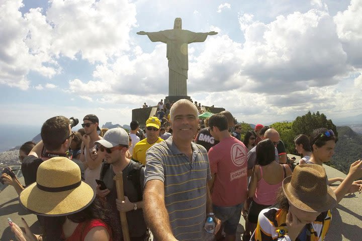 Private Tour to Christ the Redeemer image