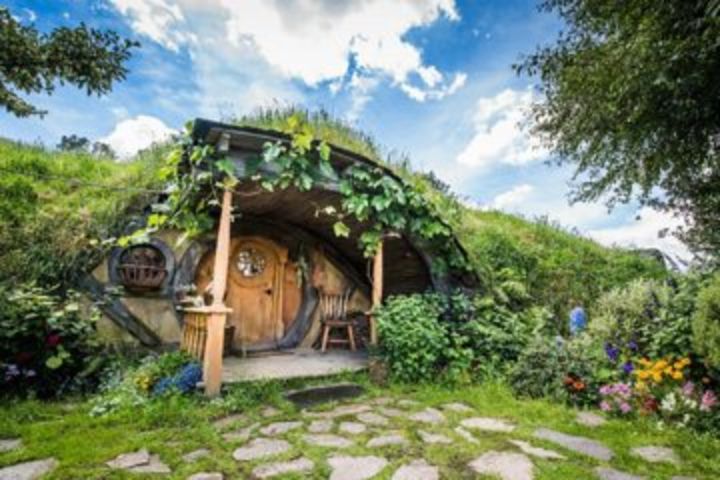 Hobbiton Movie Set Small Group Fully Guided Day Tour from Auckland image