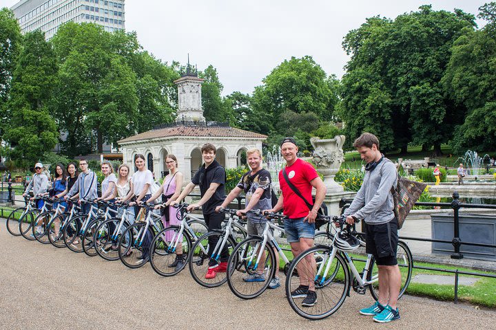 The Big Six of London and a Pub Tour image