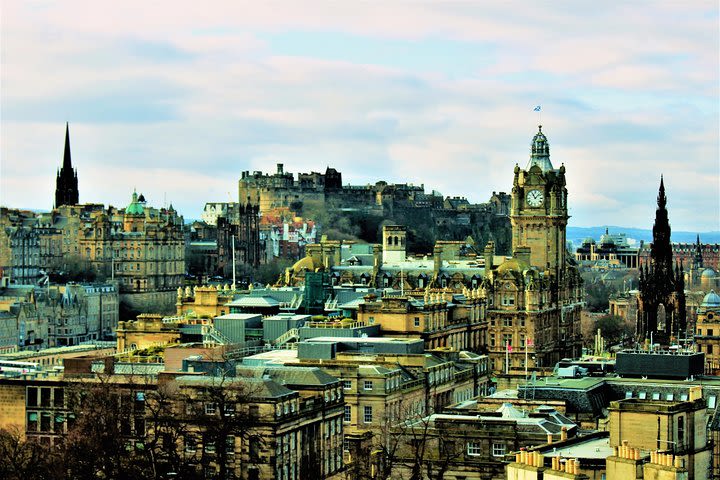 Edinburgh Self Guide image