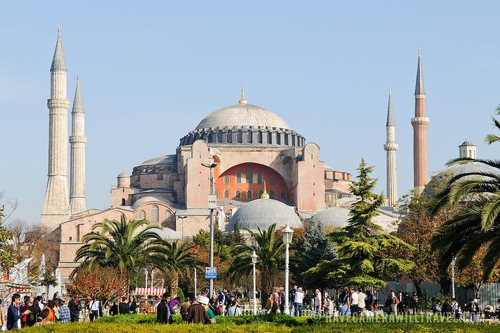 ISTANBUL HALF DAY MORNING TOUR (St SOPHIA BLUE MOSQUE GRAND BAZAAR) image