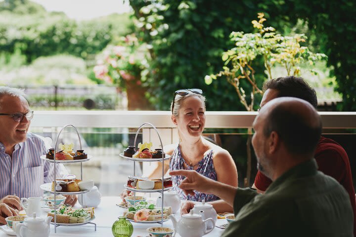 VIP Tour: Royal High Tea At Kensington Palace Gardens image