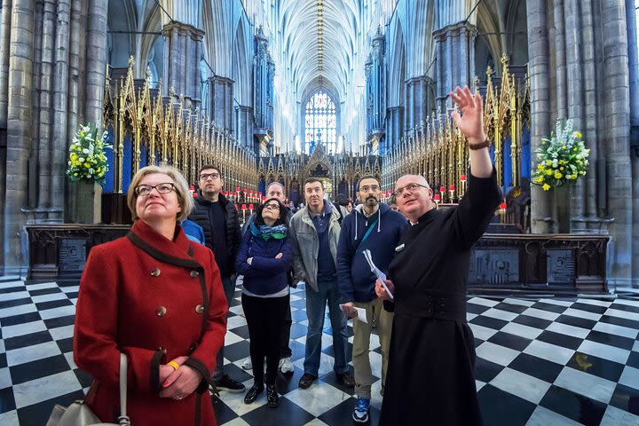 London Walking Tour with Westminster Abbey and Changing of the Guard image