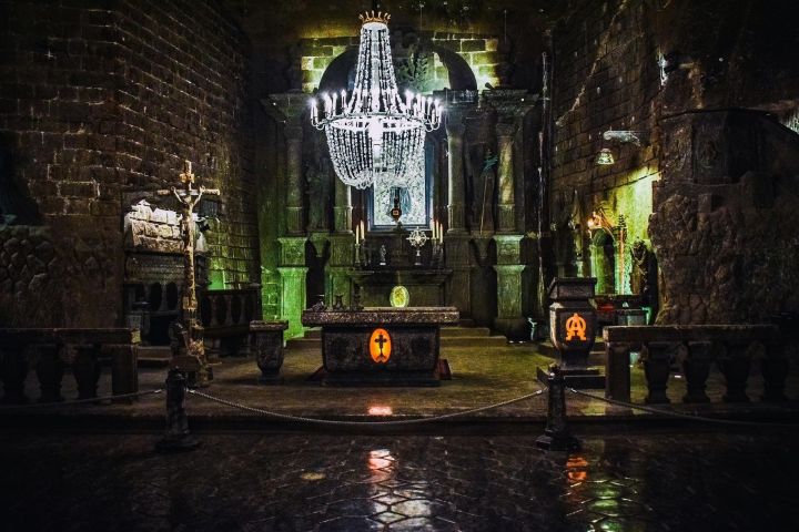 Wieliczka Salt Mine Guided Tour with Pickup image